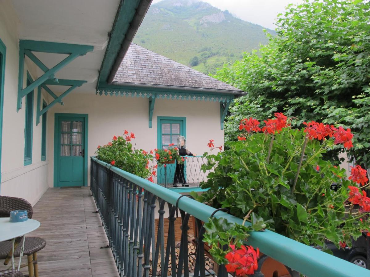 La Cazalere Villa กอมปอง ภายนอก รูปภาพ